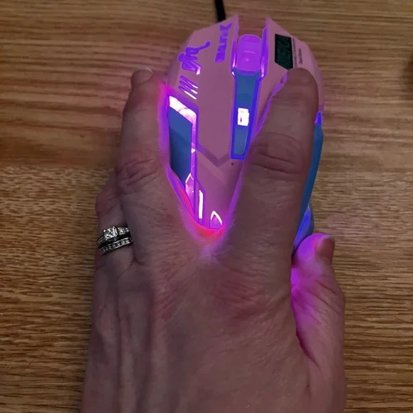 Gaming Keyboard & Mouse - Picture 6 of 7